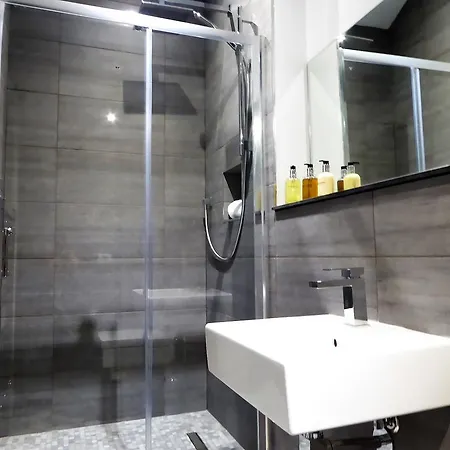 The Smeaton At Claremont